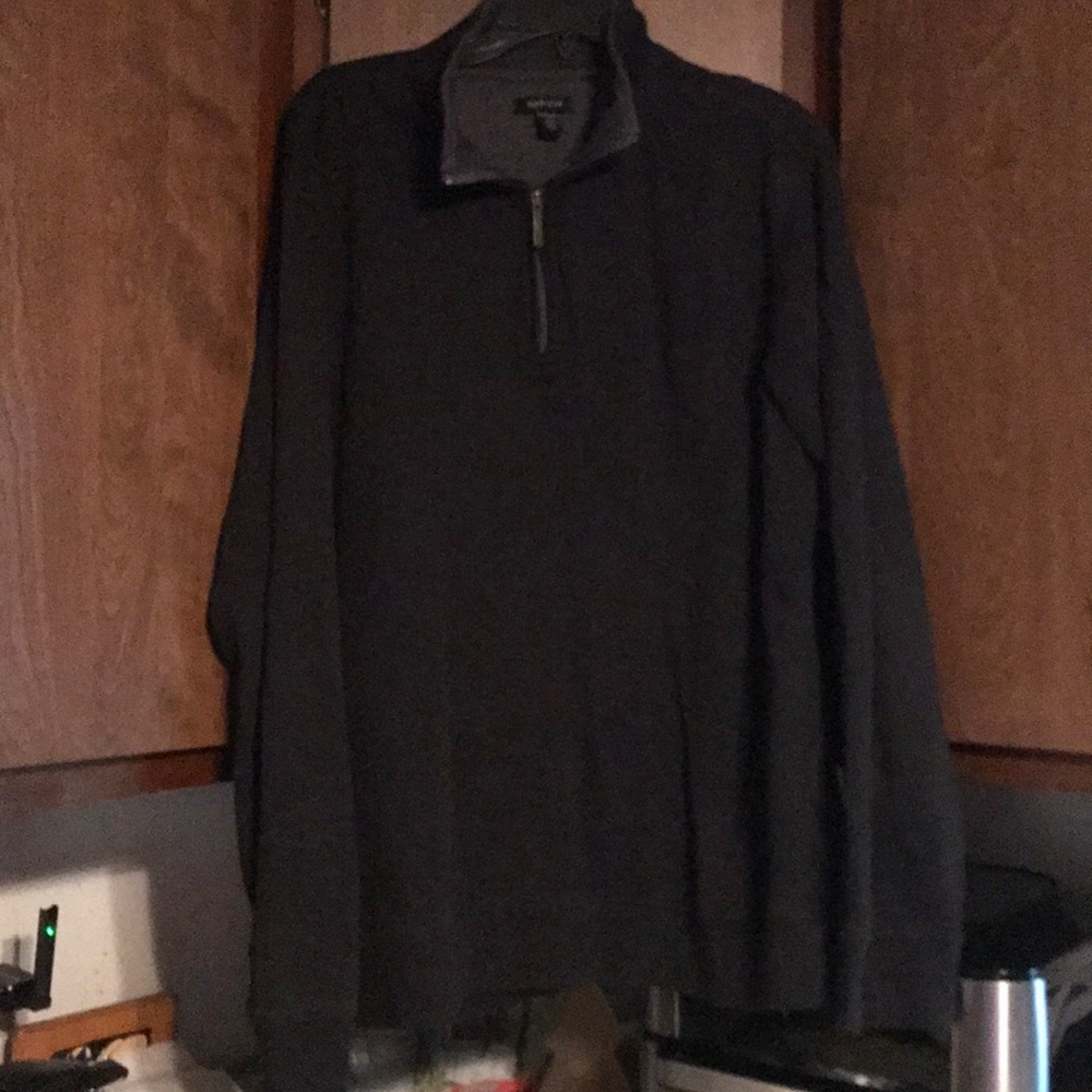 Men’s half zip Van Heusen sweatshirt